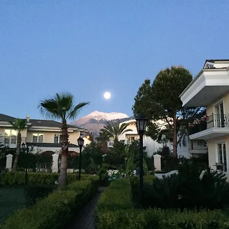 Kemer Residence Apartment *